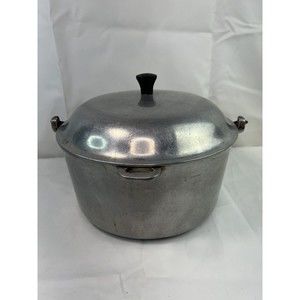 Vintage‎ Majestic Cookware Aluminum Dutch Oven Kettle With Lid 5 Quart w/Handle